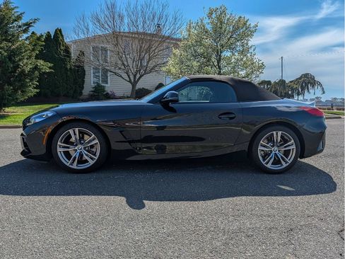 Used 2019 BMW Z4 sDrive30i w/ M Sport Package RWD image 10