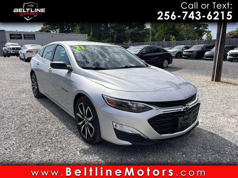 Used 2021 Chevrolet Malibu RS image 1
