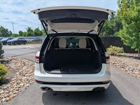 Used 2026 Lincoln Aviator Reserve AWD/4WD image 24