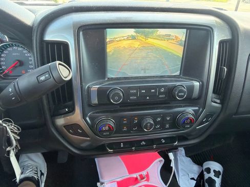 Used 2019 Chevrolet Silverado 1500 LT w/ All Star Edition AWD/4WD image 9