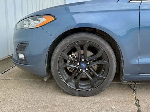 Certified 2019 Ford Fusion SE w/ Equipment Group 151A FWD image 25