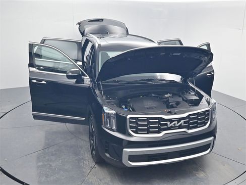 New 2025 Kia Telluride S image 49