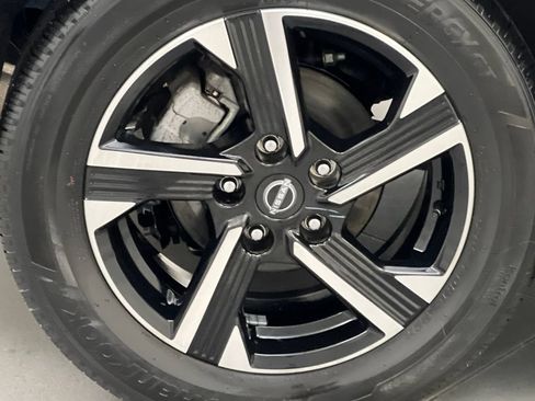 Used 2025 Nissan Sentra SV FWD image 67