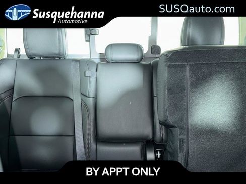 New 2025 Jeep Gladiator Sport image 6