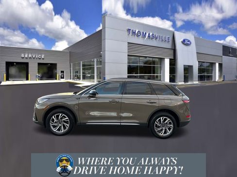 New 2026 Lincoln Corsair Premiere w/ Towing Package image 5