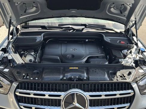 Used 2025 Mercedes-Benz GLE 450 4MATIC image 63