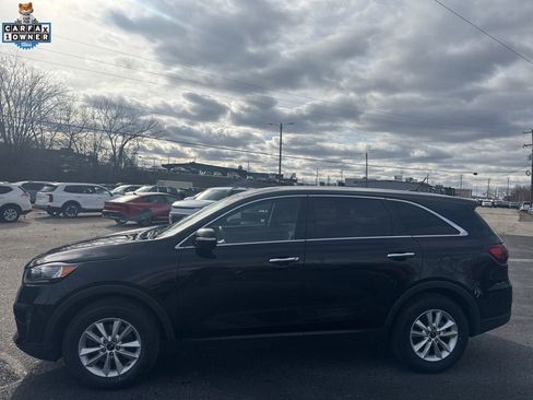 Used 2019 Kia Sorento LX image 4