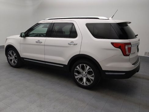 Used 2019 Ford Explorer Limited w/ Limited Luxury Package FWD image 3