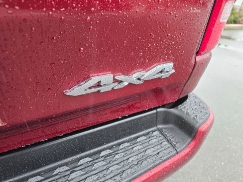 Used 2020 RAM 1500 Limited image 10