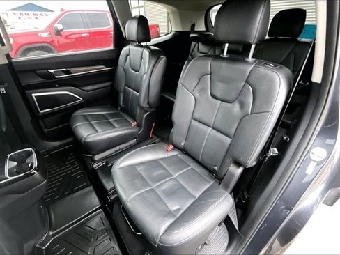 Used 2021 Kia Telluride EX w/ EX Premium Package image 22