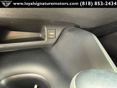Used 2020 Toyota C-HR LE FWD image 24