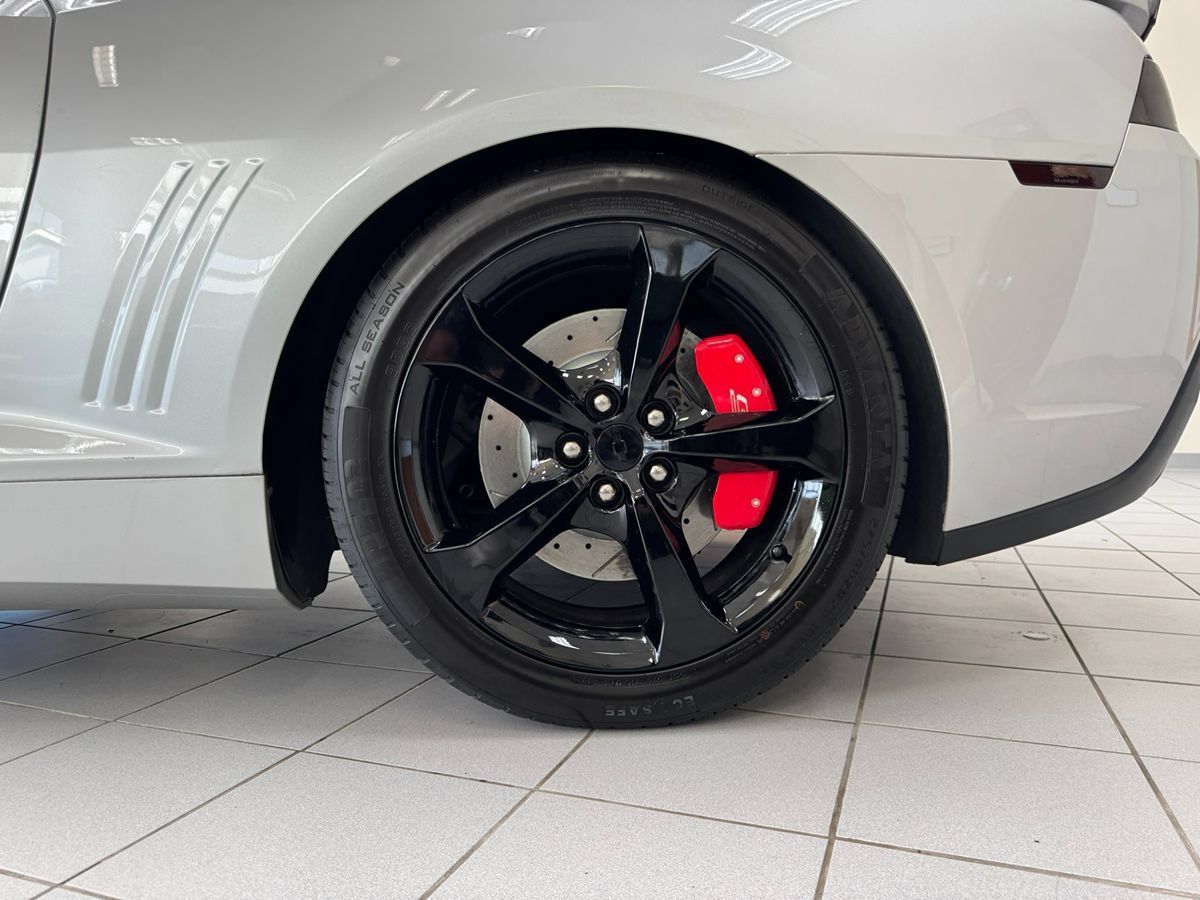 Used 2014 Chevrolet Camaro SS w/ RS Package RWD image 60