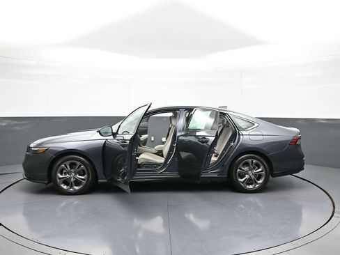 Certified 2023 Honda Accord EX image 42