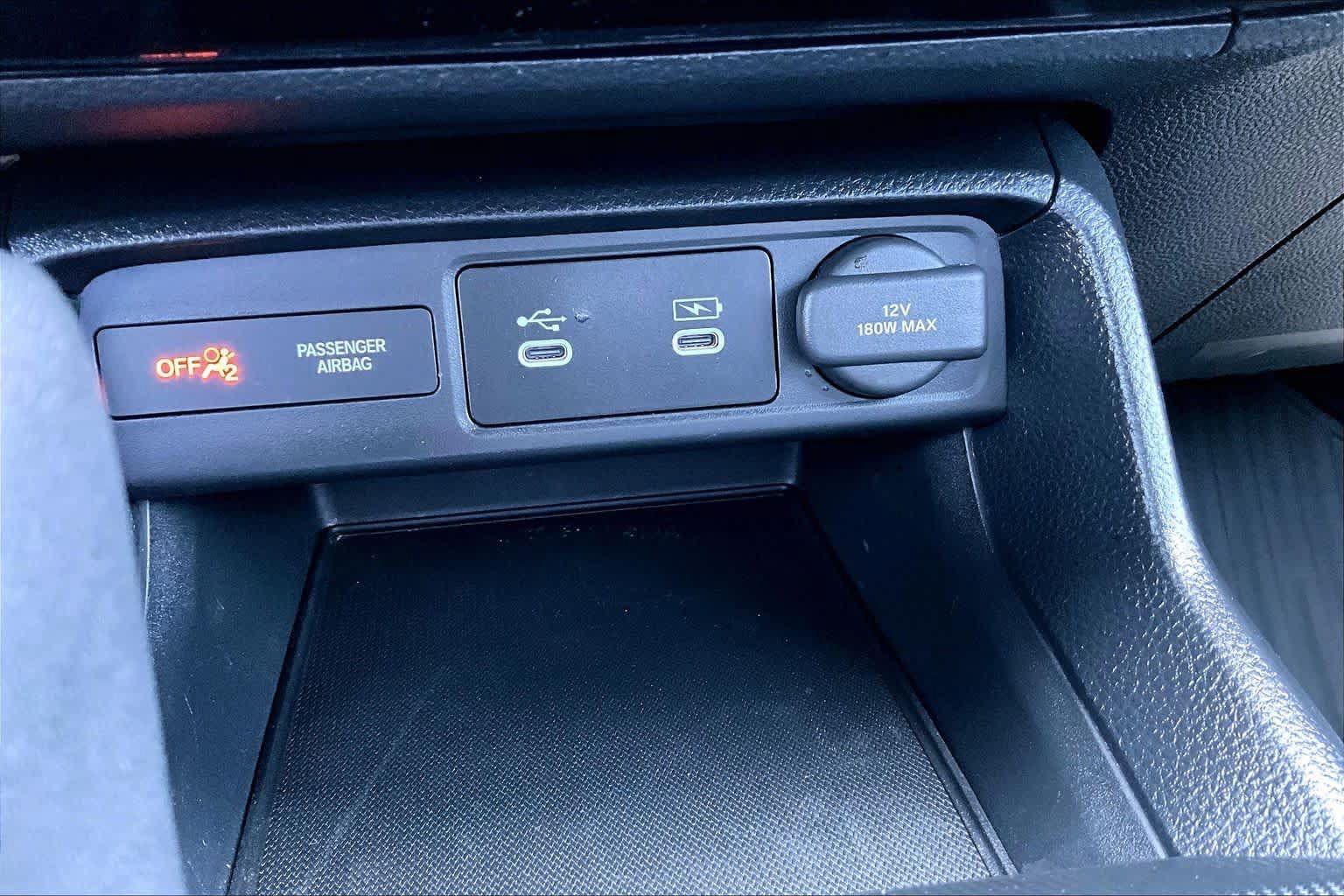 Used 2025 Honda Civic Sport image 36