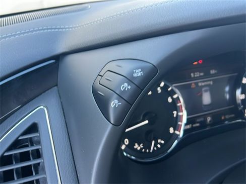 Certified 2024 INFINITI QX80 Sensory image 26