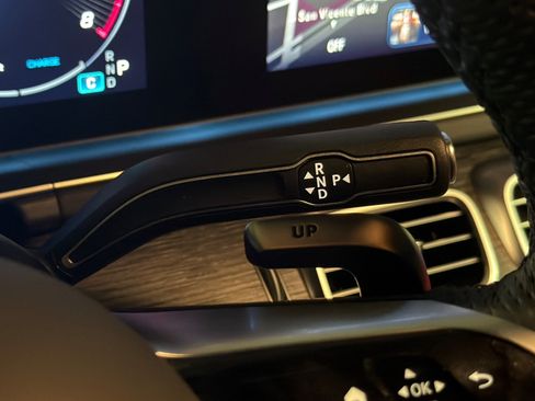 New 2026 Mercedes-Benz GLE 63 AMG S image 21