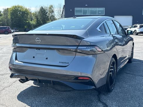 New 2027 Nissan Sentra SR FWD image 5