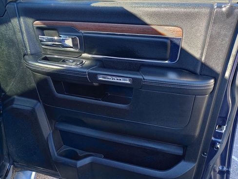 Used 2014 RAM 1500 Laramie w/ Convenience Group image 22
