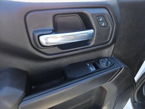 Used 2023 Chevrolet Silverado 2500 W/T w/ WT Convenience Package image 11