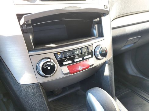 Used 2012 Subaru Legacy 2.5i Premium AWD/4WD image 48