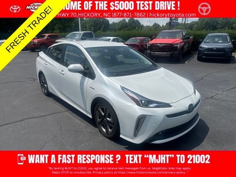 Used 2022 Toyota Prius Limited FWD image 1