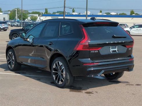 Used 2026 Volvo XC60 B5 Plus w/ Protection Package Premier image 4