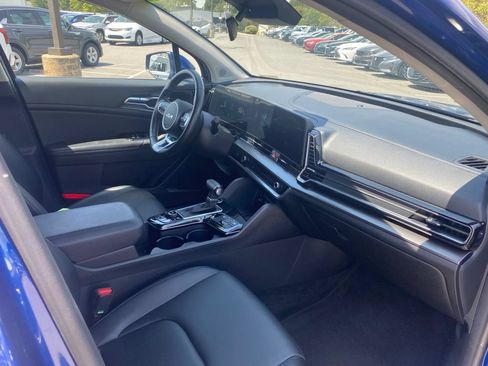 Certified 2023 Kia Sportage EX FWD image 37