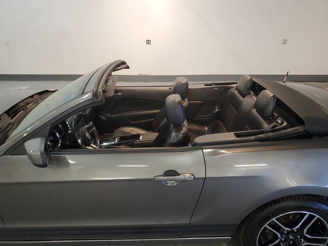 Used 2014 Ford Mustang Premium w/ Equipment Group 201A RWD image 26