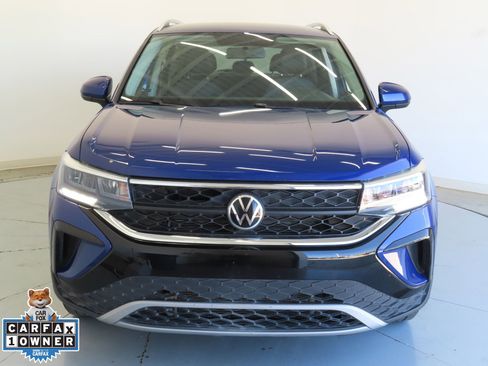 Used 2022 Volkswagen Taos SE image 10