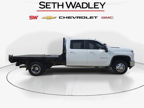 Used 2024 Chevrolet Silverado 3500 LT w/ Convenience Package image 8