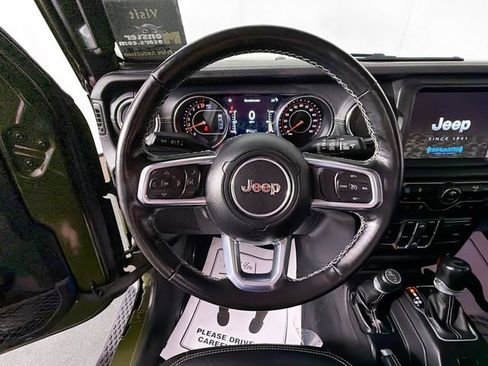 Used 2021 Jeep Wrangler Unlimited Sahara AWD/4WD image 11