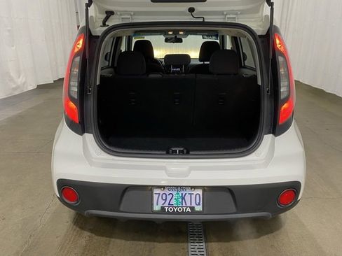 Used 2018 Kia Soul image 12