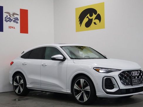 New 2025 Audi SQ5 Premium Plus image 1