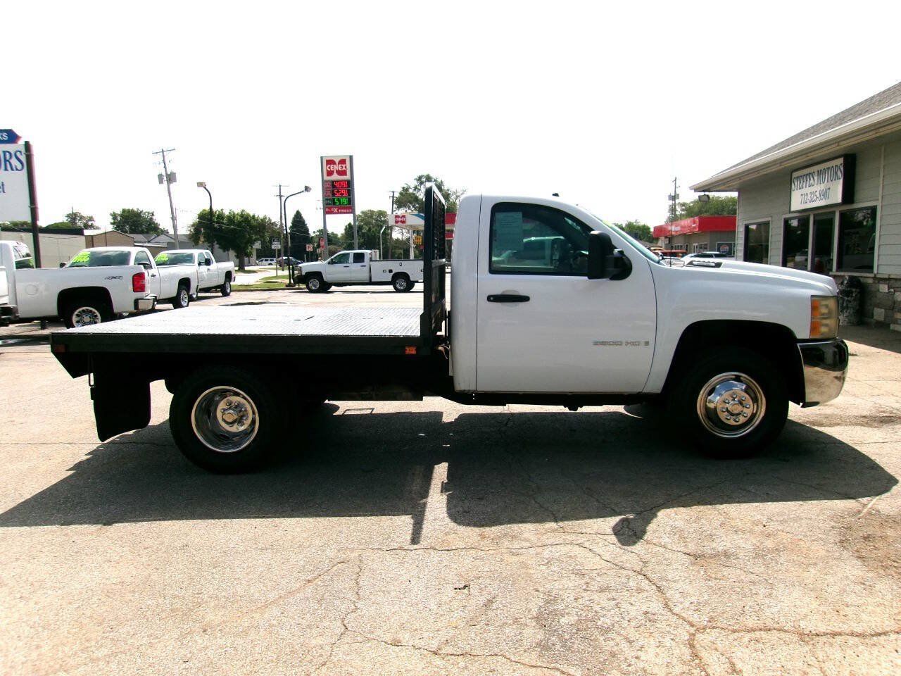 Used 2007 Chevrolet Silverado 3500 W/T AWD/4WD image 5
