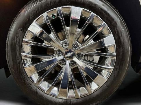 Used 2021 Chevrolet Tahoe Premier w/ Premium Package image 37