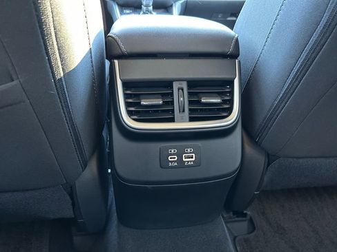 Used 2024 Subaru Outback Premium image 36