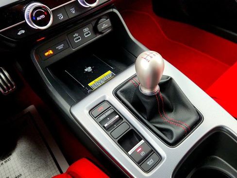Used 2025 Honda Civic Type R image 16
