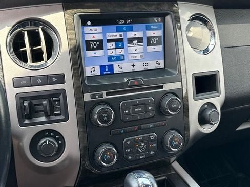 Used 2017 Ford Expedition Limited w/ Equipment Group 301A AWD/4WD image 35