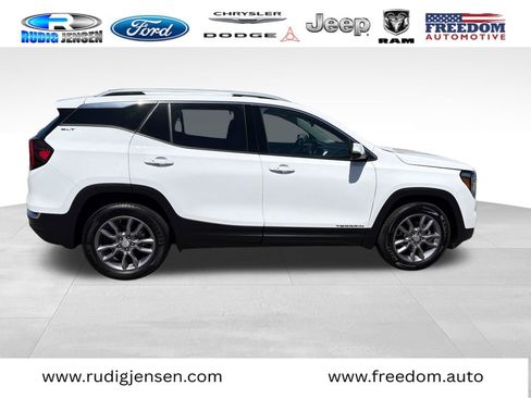 Used 2024 GMC Terrain SLT AWD/4WD image 6