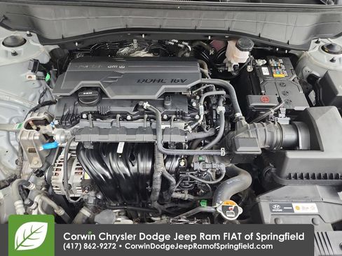 Used 2025 Hyundai Kona SEL AWD/4WD image 32