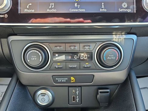 Used 2023 Nissan Leaf S FWD image 27