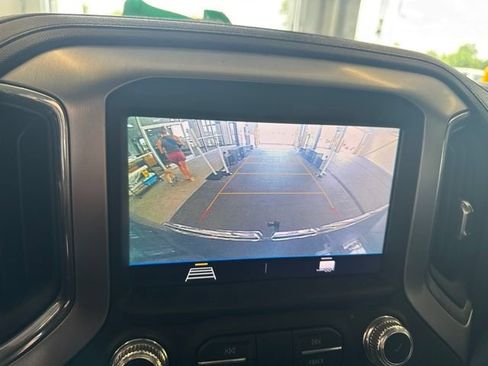 Used 2020 GMC Sierra 1500 Elevation w/ Elevation Value Package AWD/4WD image 8