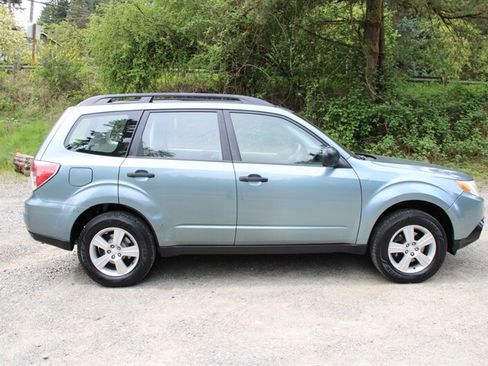 Used 2011 Subaru Forester 2.5X AWD/4WD image 11