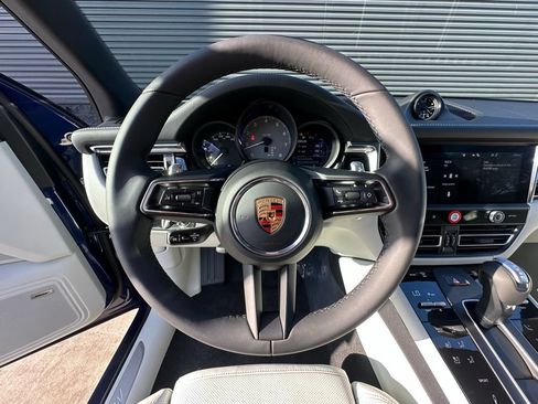 Used 2026 Porsche Macan S AWD/4WD image 17