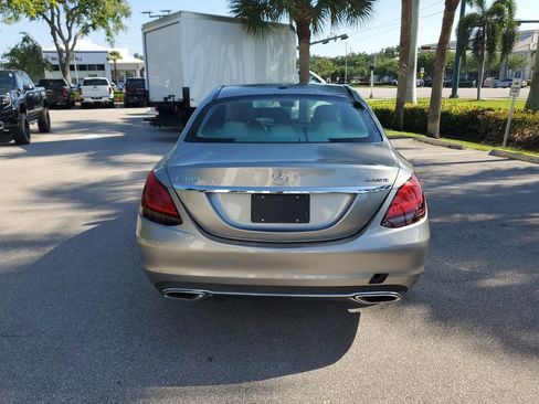 Used 2019 Mercedes-Benz C 300 4MATIC Sedan image 4