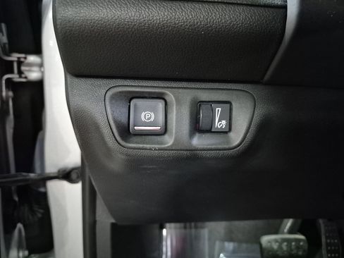 Used 2017 GMC Acadia SLT AWD/4WD image 19