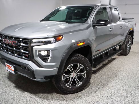 Used 2024 GMC Canyon AT4 w/ Canyon Safety Plus Package AWD/4WD image 34