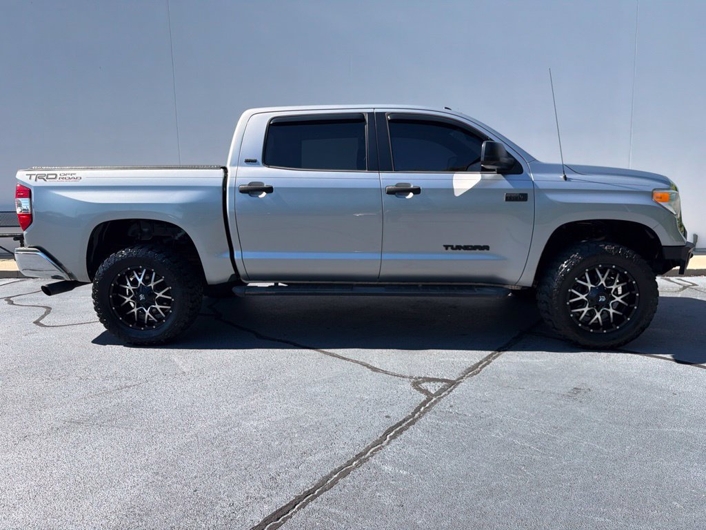Used 2017 Toyota Tundra SR5 w/ SR5 Upgrade Package RWD image 6