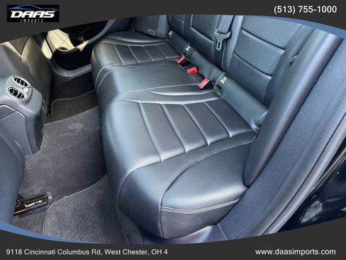 Used 2015 Mercedes-Benz C 300 4MATIC Sedan w/ Premium 1 Package image 18