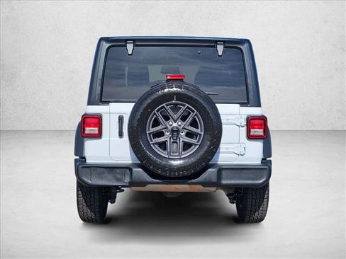 Used 2025 Jeep Wrangler Unlimited Sport AWD/4WD image 7